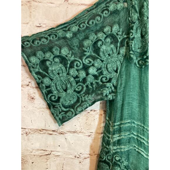 Soft Surroundings Silk Tunic Top Womens Petite Large Green Crinkled Embroidery - Picture 3 of 15